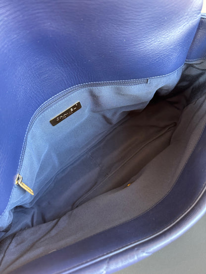 Pre-owned Chanel 19 Maxi Navy Lambskin Flap Bag