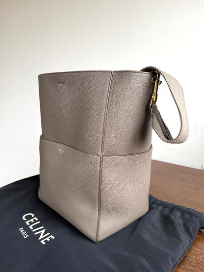 Pre-owned Céline Seau Sangle Taupe Leather Tote Bag