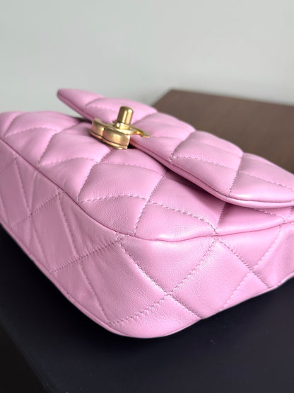 Pre-owned Chanel Matelasse Mini Pink Lambskin Lacquered Chain Flap Bag