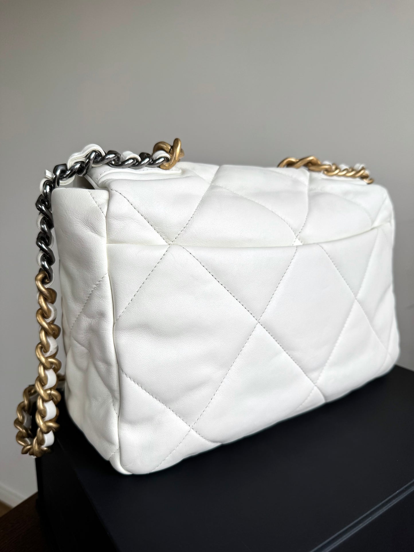 Pre-owned Chanel 19 Large White Lambskin Flap Bag