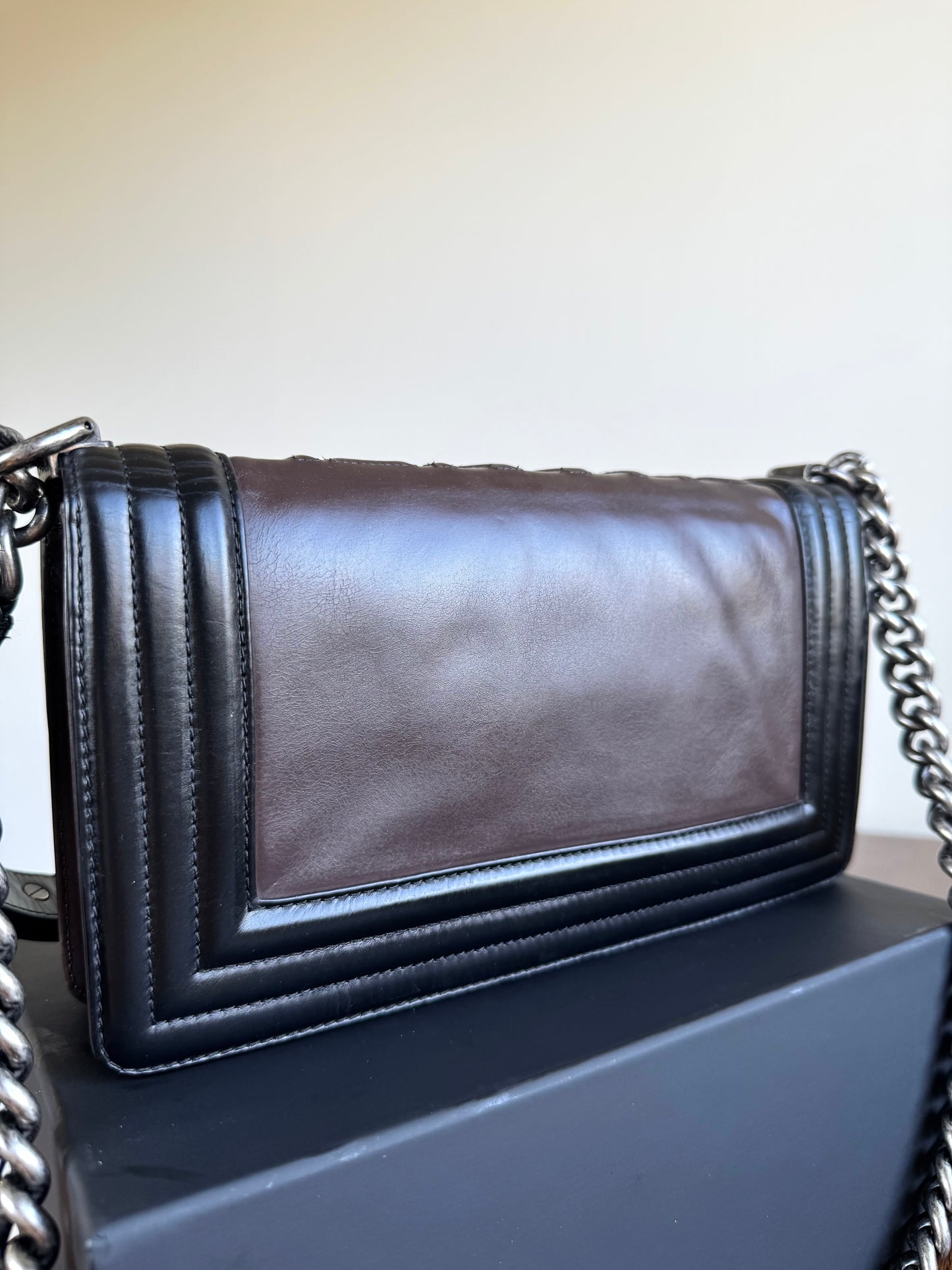 Pre-owned Chanel Boy Medium Brown Black Leather Flap Bag