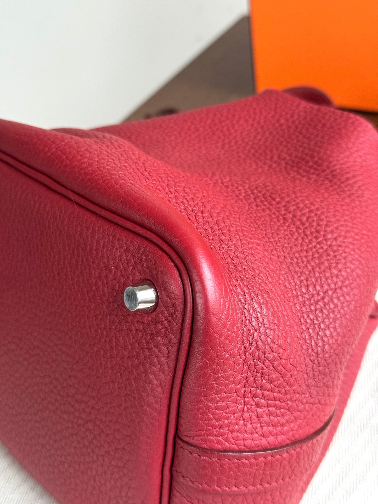 Pre-owned Hermès Picotin 18 Clemence Rouge Grenade Handle Bag