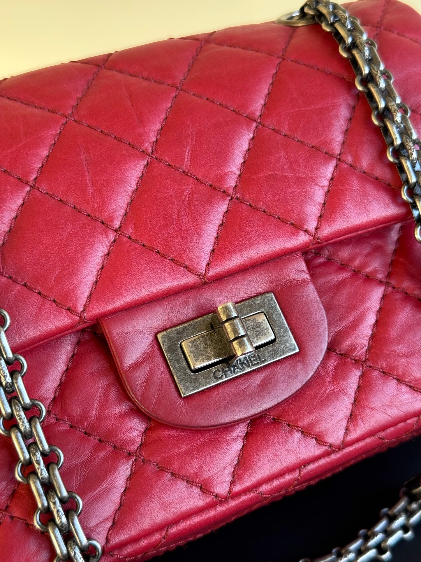 Pre-owned Chanel 2.55 Reissue Small 224 Red Leather Flap Bag