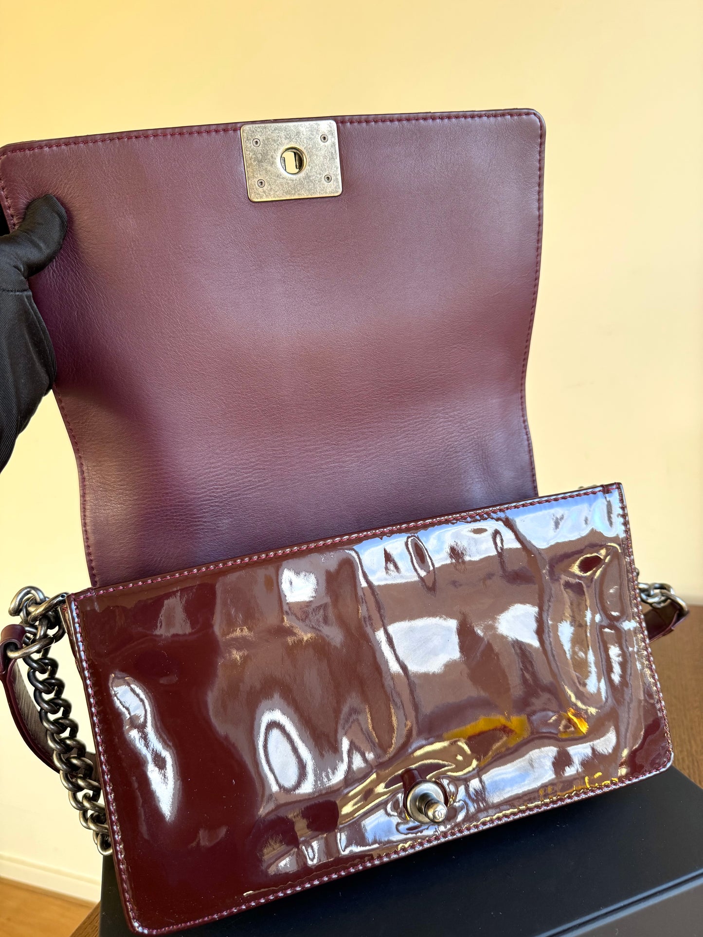 Pre-owned Chanel Boy Medium Burgundy Patent Leather Flap Bag