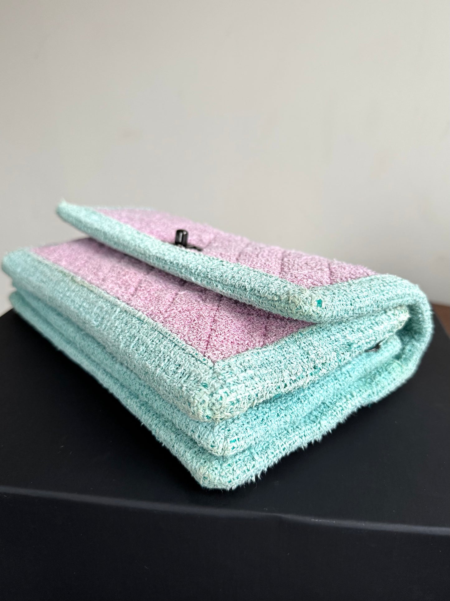 Pre-owned Chanel Pink Turquoise Tweed Flap Bag