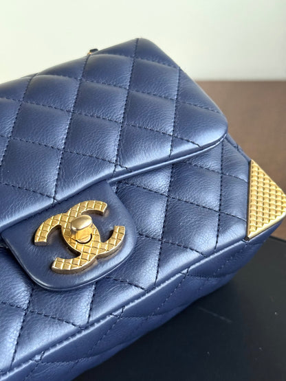 Pre-owned Chanel Rock The Corner Small Navy Leather Flap Bag