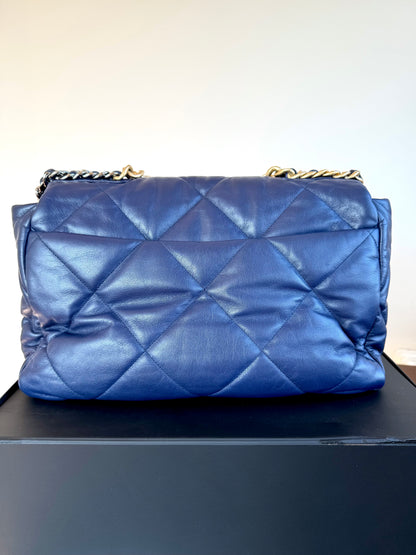 Pre-owned Chanel 19 Maxi Navy Lambskin Flap Bag