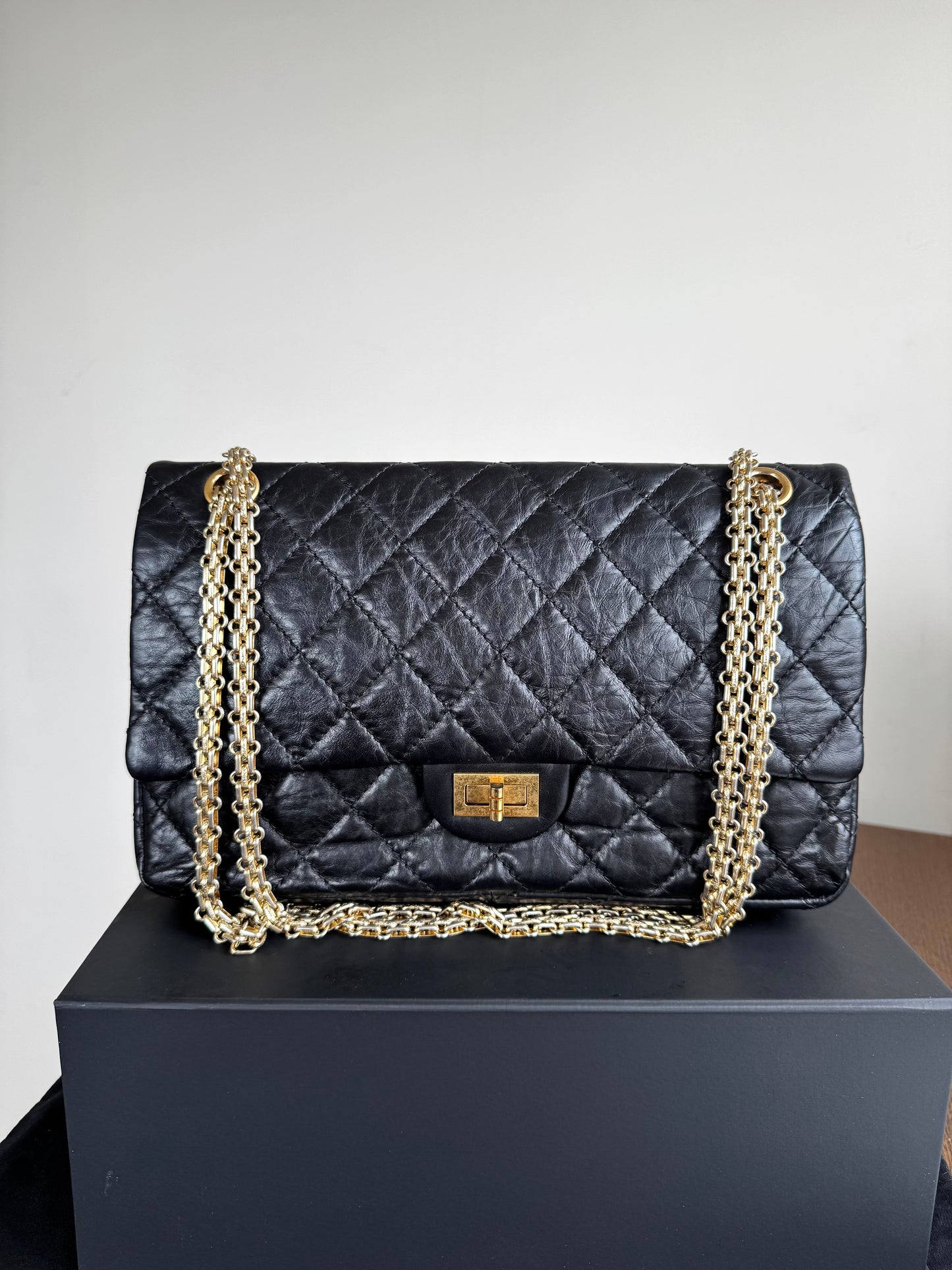 Pre-owned Chanel 2.55 Reissue Large 226 Black Calfskin Flap Bag
