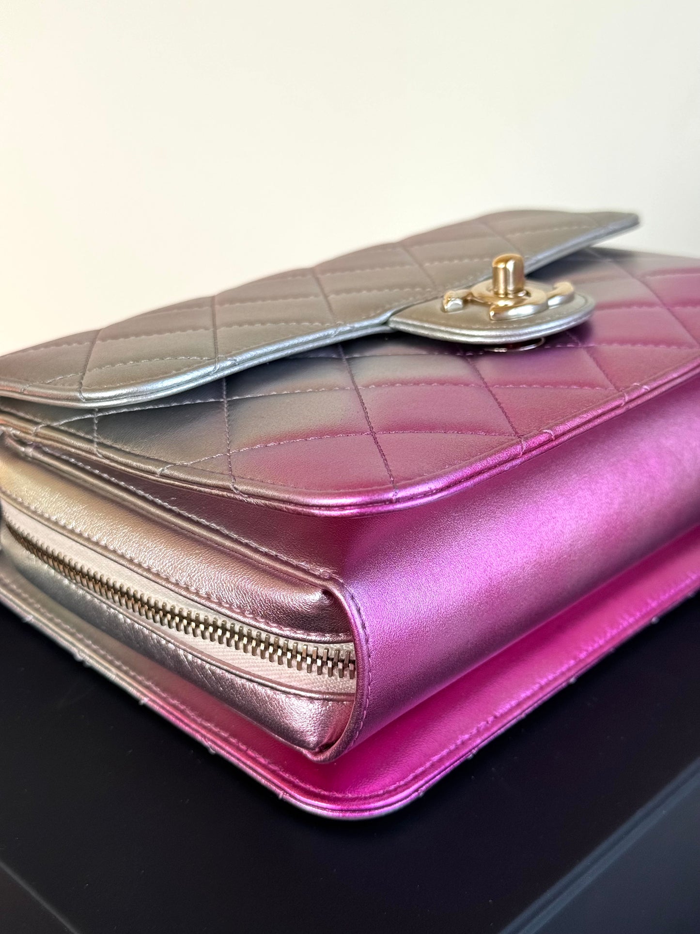 Pre-owned Chanel Like A Wallet Metallic Silver Pink Lambskin Flap Bag