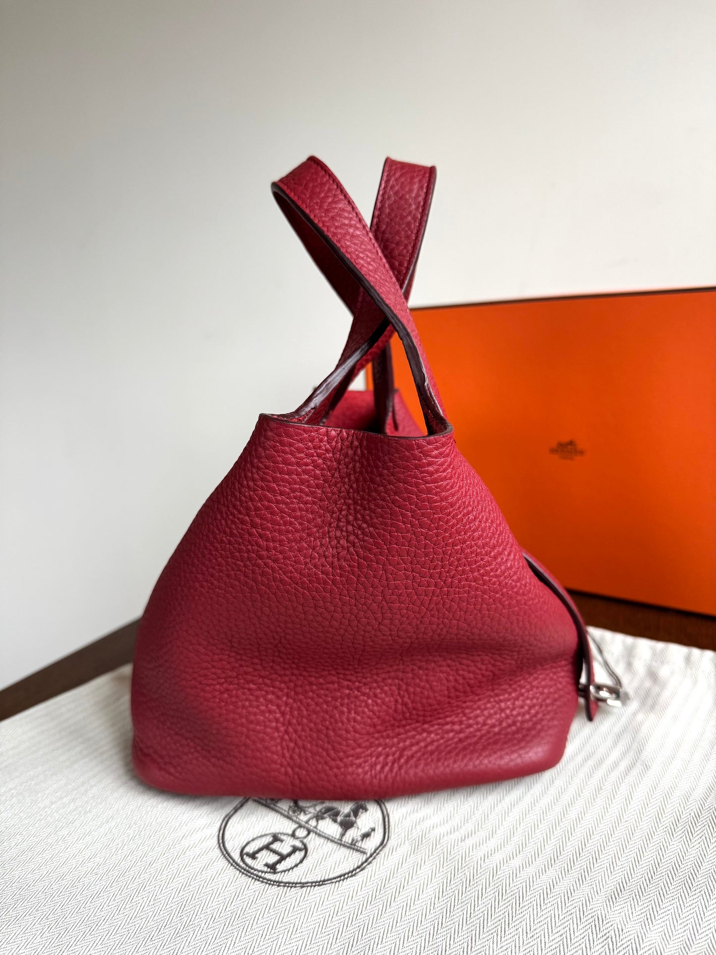 Pre-owned Hermès Picotin 18 Clemence Rouge Grenade Handle Bag