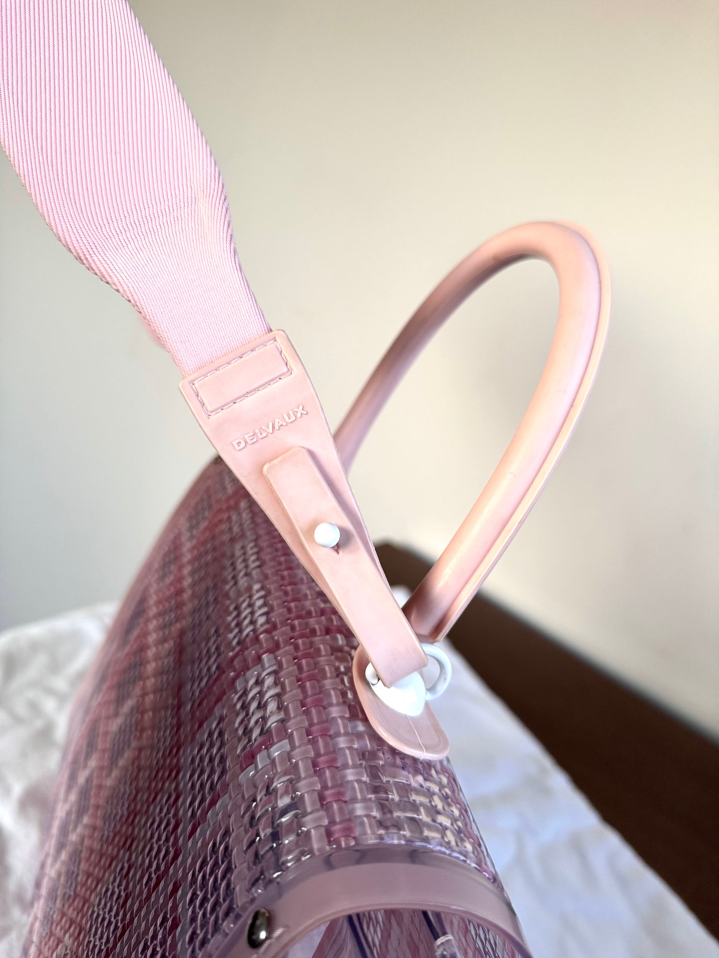 Pre-owned Delvaux Vinyl Gingham The Dreamer Brillant MM Pink Bag
