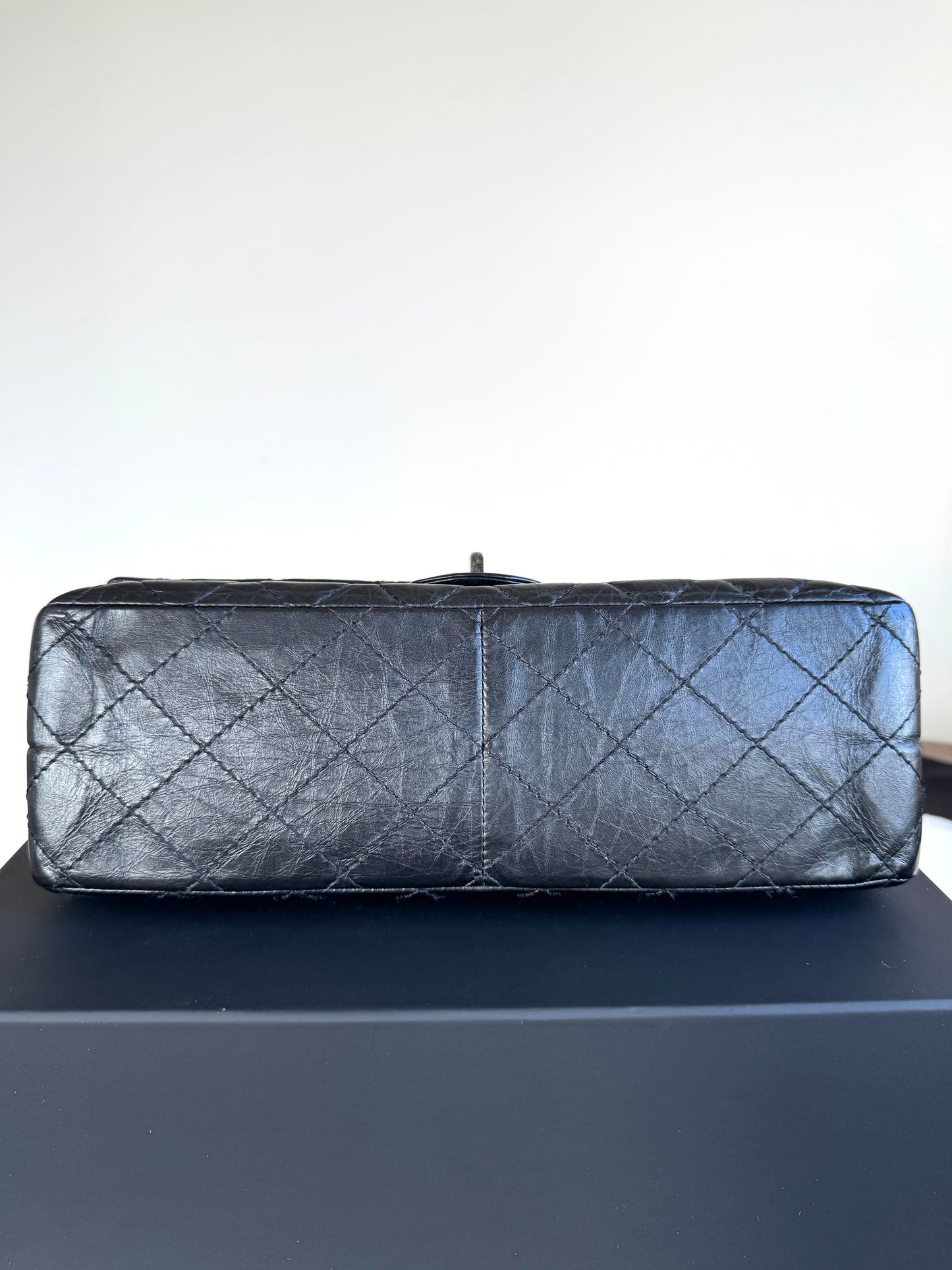 Pre-owned Chanel 2.55 Reissue Large 226 Black Calfskin Flap Bag