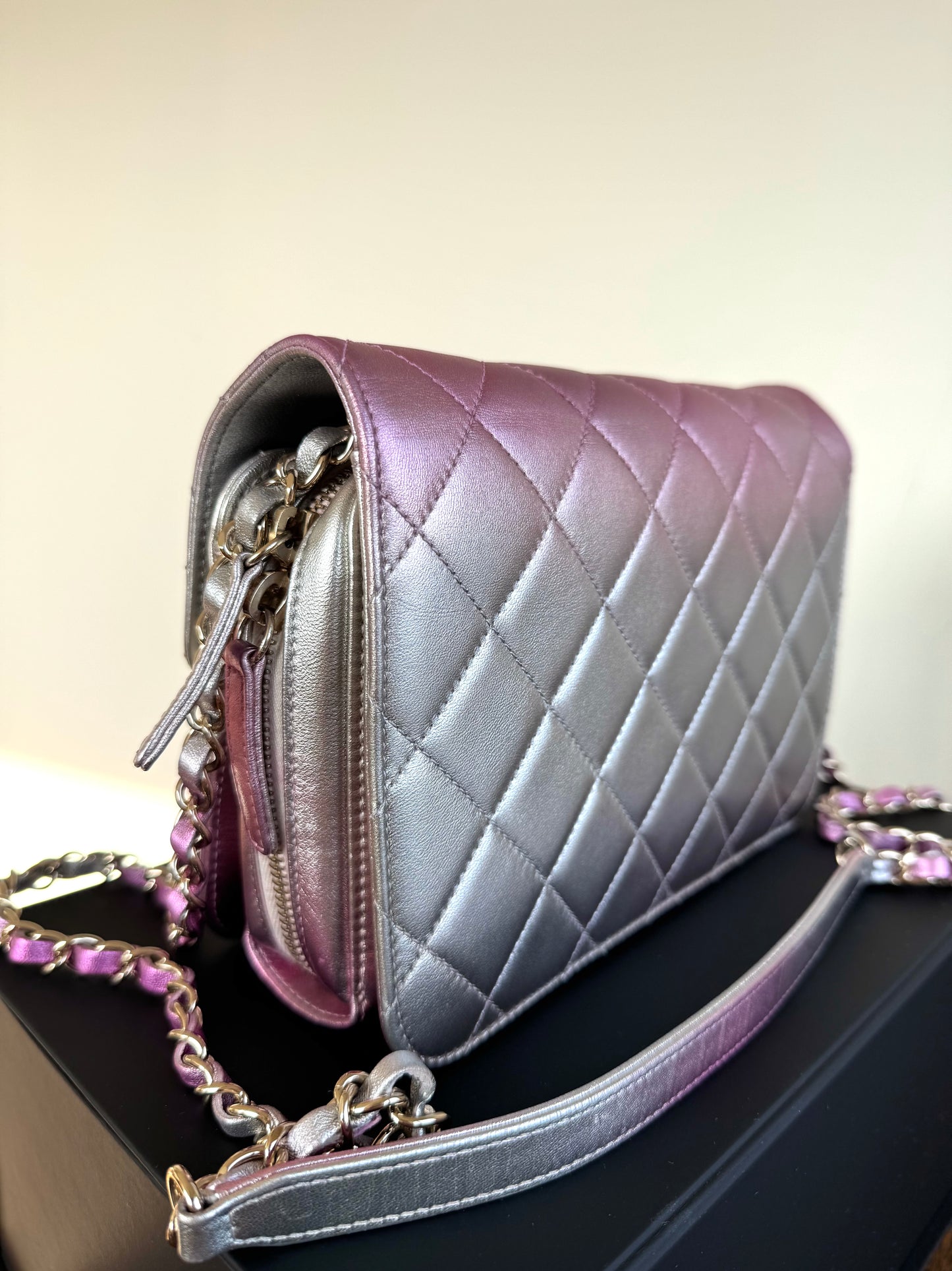 Pre-owned Chanel Like A Wallet Metallic Silver Pink Lambskin Flap Bag