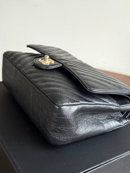 Pre-owned Chanel Timeless Classic Medium V-stitch Black Calfskin Flap Bag
