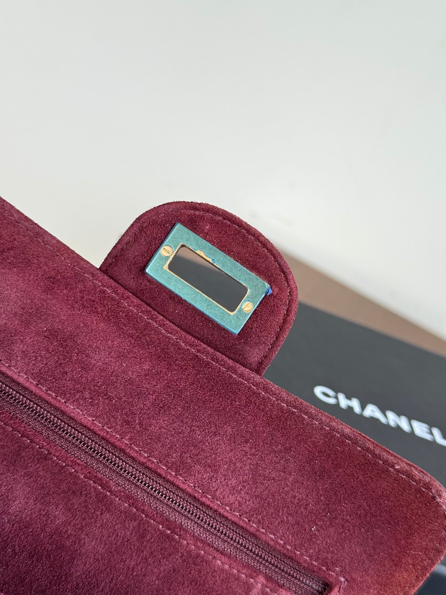 Pre-owned Chanel 2.55 Reissue Small 224 Burgundy Suede Flap Bag