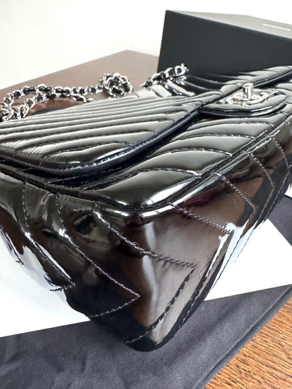 Pre-owned Chanel Classic Jumbo Black Patent Leather Flap Bag