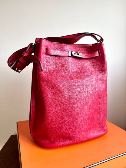 Pre-owned Hermès So Kelly 26 Red Togo Shoulder Bag