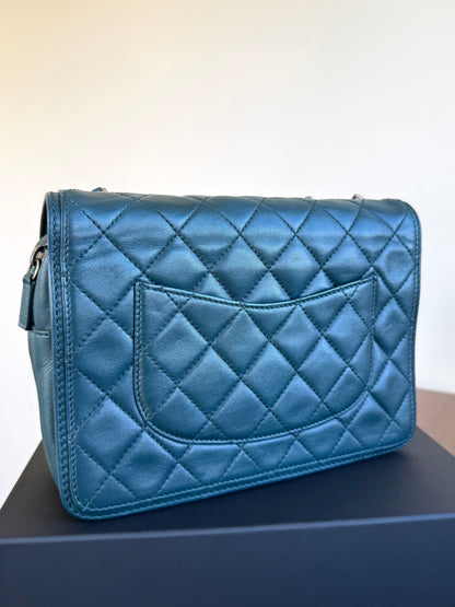 Pre-owned Chanel CC Dark Green Leather Flap Bag