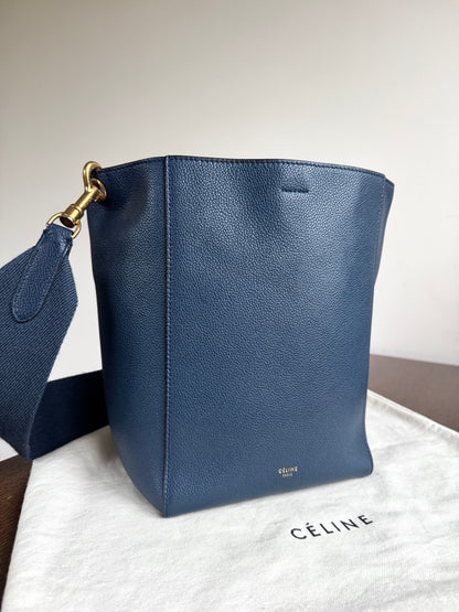 Pre-owned Céline Seau Sangle Small Navy Calfskin Tote Bag