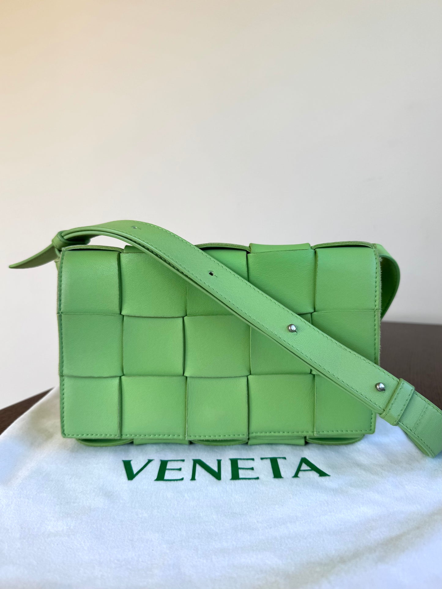 Pre-owned Bottega Veneta Cassette Green Lambskin Flap Bag