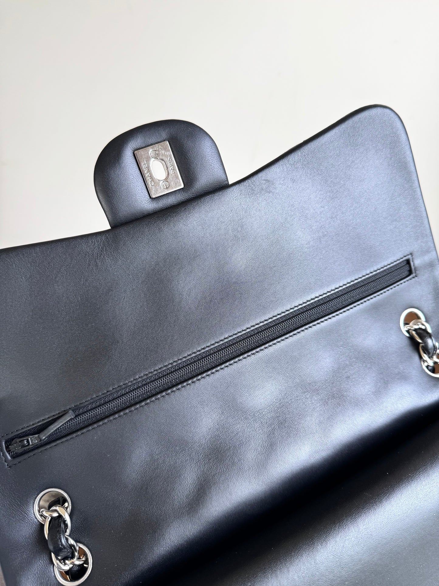 Pre-owned Chanel Timeless Classic Jumbo Black Lambskin Flap Bag