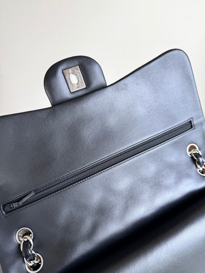 Pre-owned Chanel Timeless Classic Jumbo Black Lambskin Flap Bag