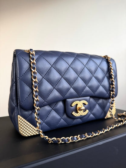 Pre-owned Chanel Rock The Corner Small Navy Leather Flap Bag