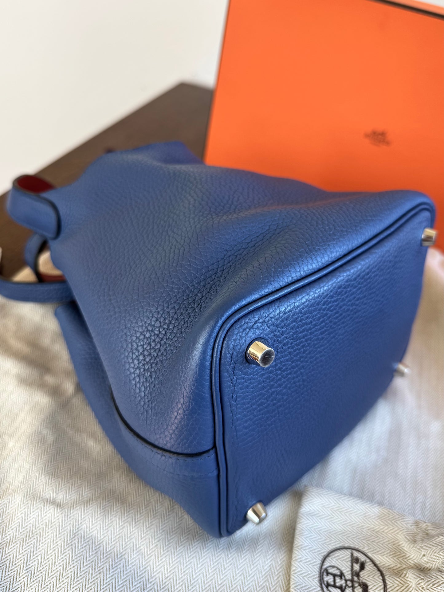 Pre-owned Hermès Picotin 18 Blue Brighton Capucine Clemence Bucket Bag