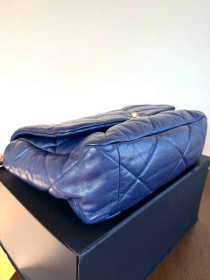 Pre-owned Chanel 19 Maxi Navy Lambskin Flap Bag