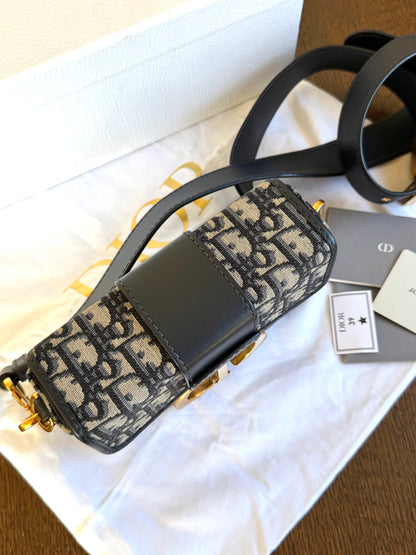 Pre-owned Dior 30 Montaigne Box Navy Canvas Leather Bag