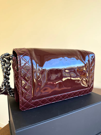 Pre-owned Chanel Boy Medium Burgundy Patent Leather Flap Bag