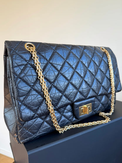 Pre-owned Chanel 2.55 Reissue Maxi 227 Black Calfskin Flap Bag