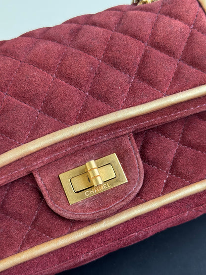 Pre-owned Chanel 2.55 Reissue Small 224 Burgundy Suede Flap Bag