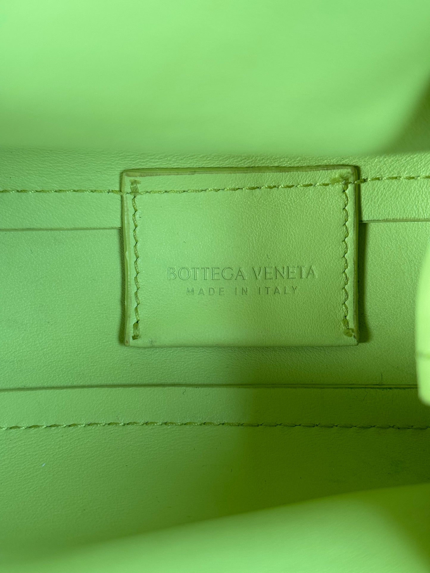 Pre-owned Bottega Veneta Point Small Seagrass Leather Bag