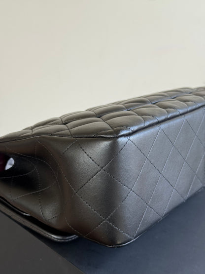 Pre-owned Chanel Timeless Classic Jumbo Black Lambskin Flap Bag