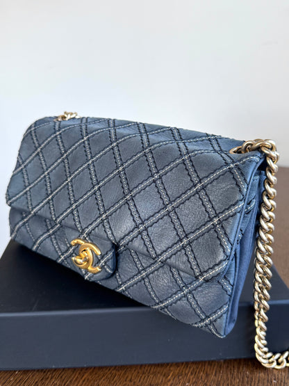 Pre-owned Chanel CC Stitch Quilted Blue Iridescent Leather Flap Bag