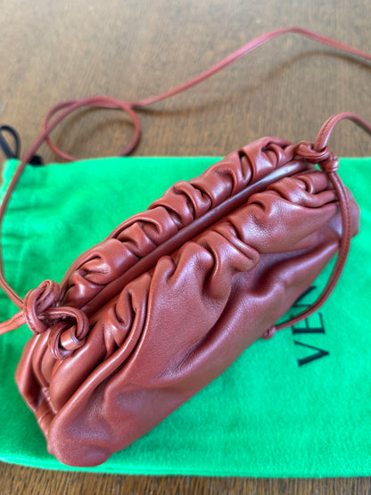 Pre-owned Bottega Veneta Mini Pouch Burgundy Lambskin Crossbody Bag