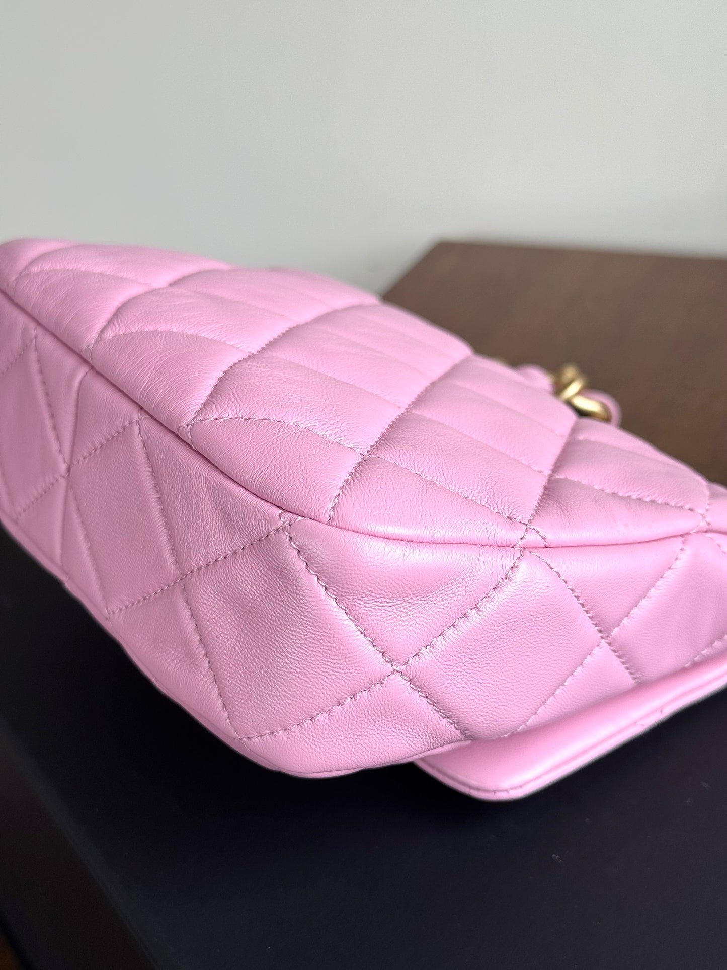 Pre-owned Chanel Matelasse Mini Pink Lambskin Lacquered Chain Flap Bag