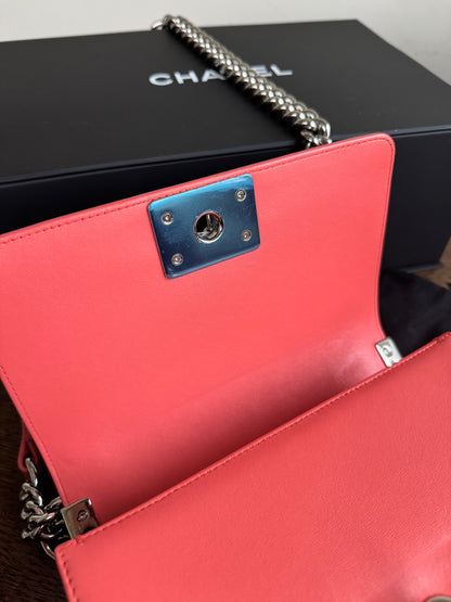 Pre-owned Chanel Boy Small Salmon Pink Tweed Leather Bag