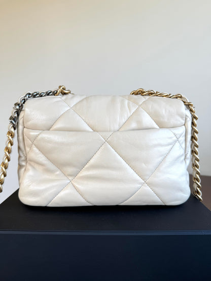 Pre-owned Chanel 19 Small Beige Lambskin Flap Bag