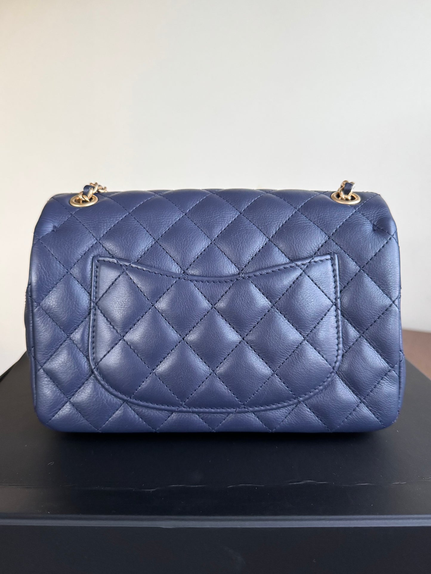 Pre-owned Chanel Rock The Corner Small Navy Leather Flap Bag