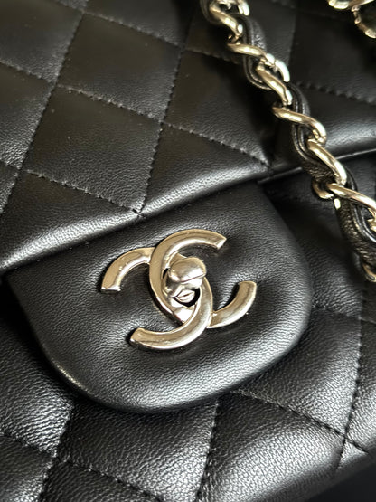 Pre-owned Chanel Timeless Classic Jumbo Black Lambskin Single Flap Bag