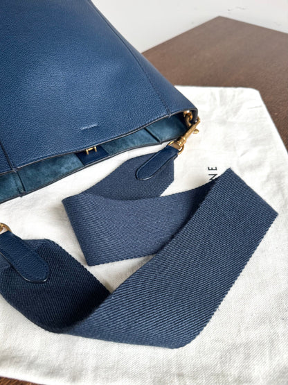 Pre-owned Céline Seau Sangle Small Navy Calfskin Tote Bag