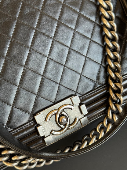 Pre-owned Chanel Boy Maxi Black Leather Flap Bag