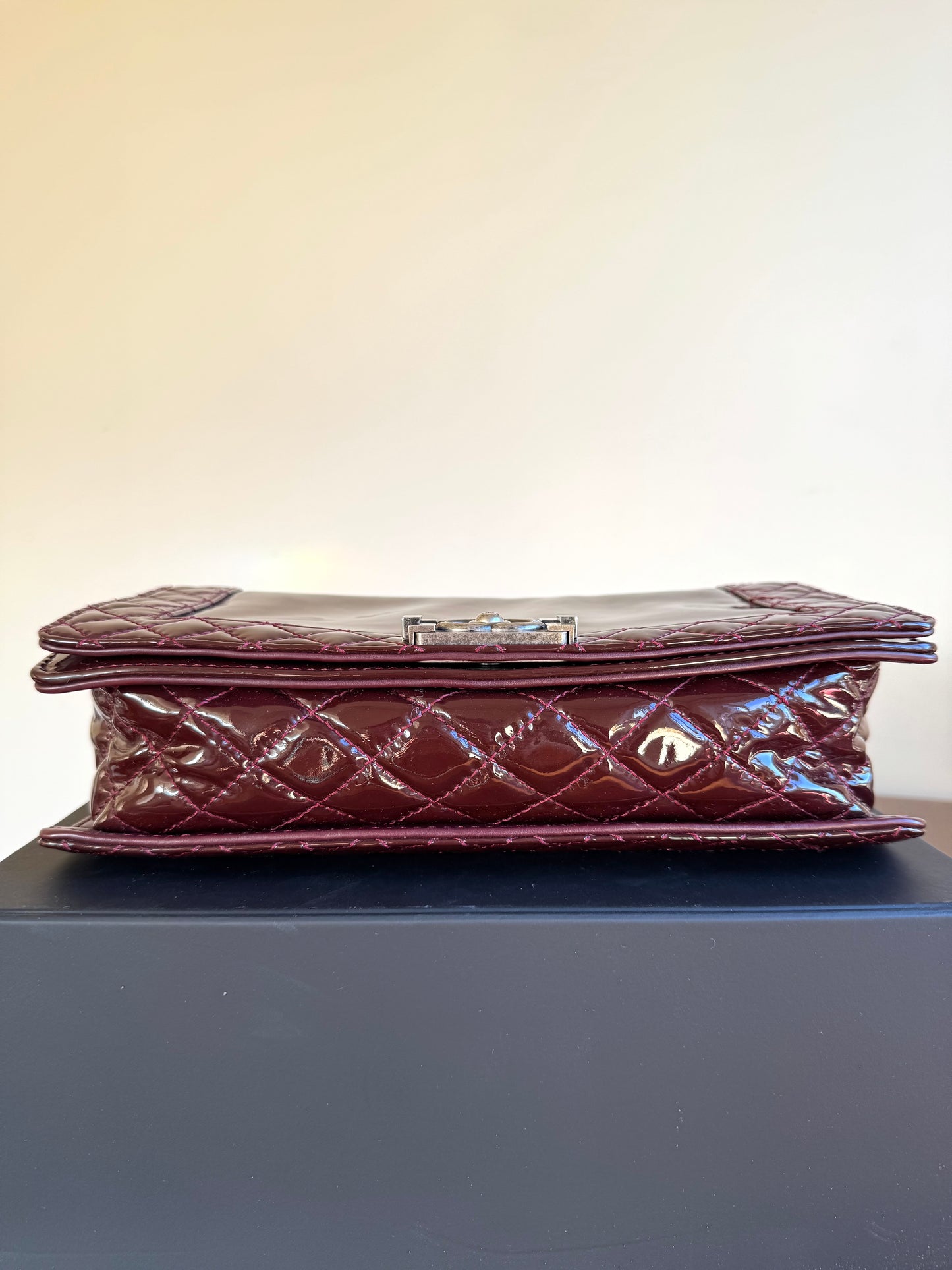 Pre-owned Chanel Boy Medium Burgundy Patent Leather Flap Bag