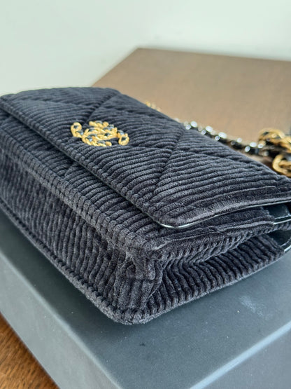 Pre-owned Chanel 19 Wallet On Chain Corduroy Black Bag