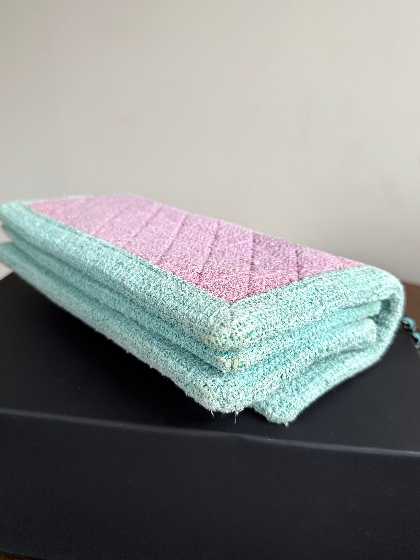 Pre-owned Chanel Pink Turquoise Tweed Flap Bag