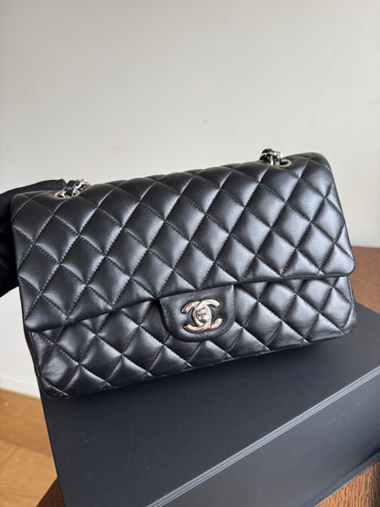 Pre-owned Chanel Timeless Classic Medium Black Lambskin Flap Bag