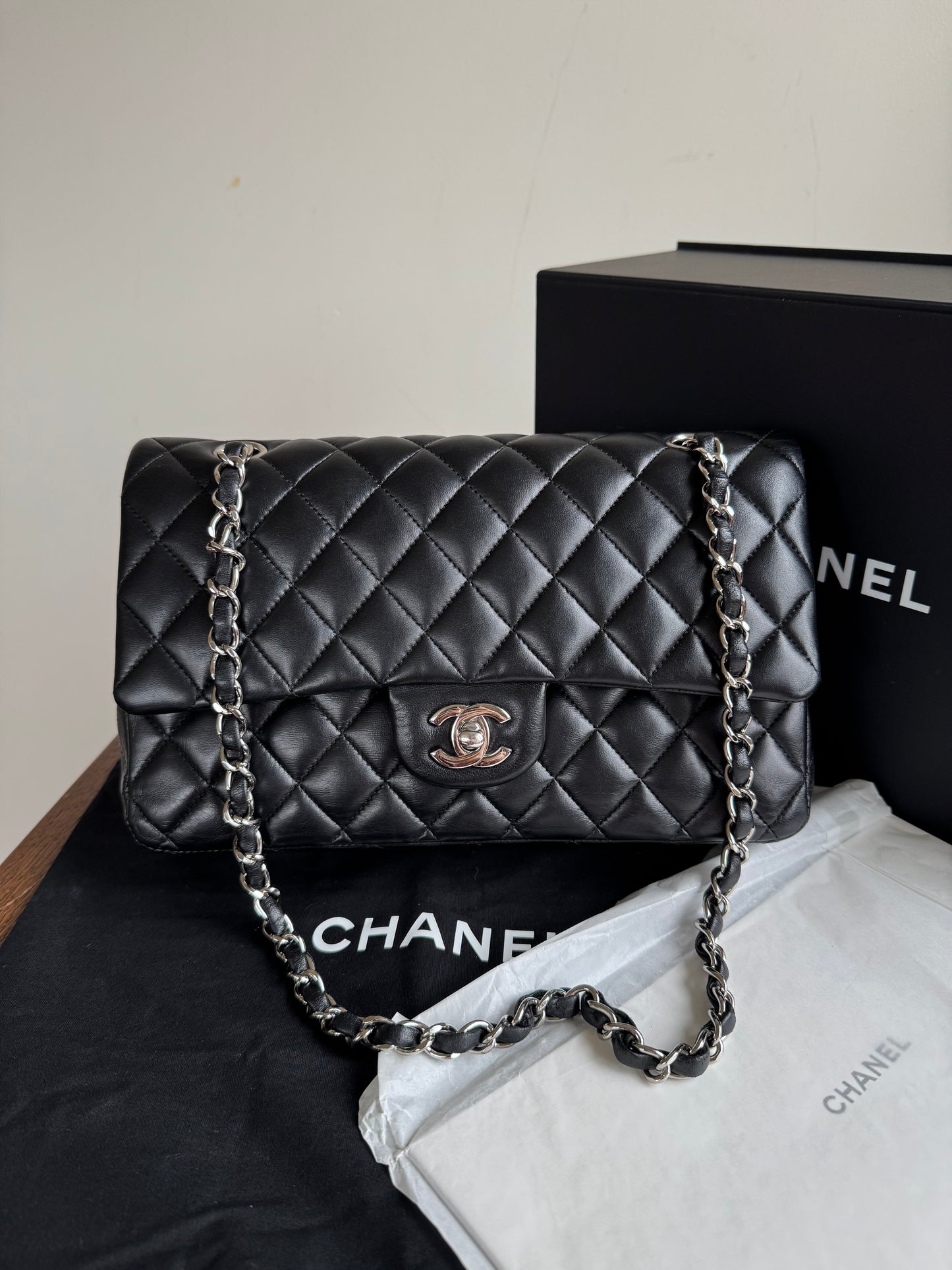 Pre-owned Chanel Timeless Classic Medium Black Lambskin Flap Bag