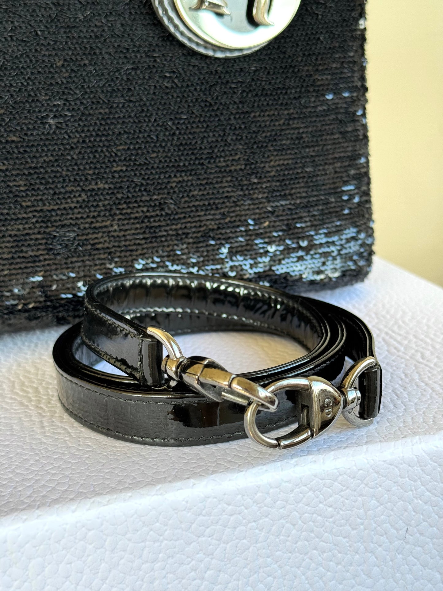 Pre-owned Dior Lady Dior Medium Black Sequin Patent Leather Bag
